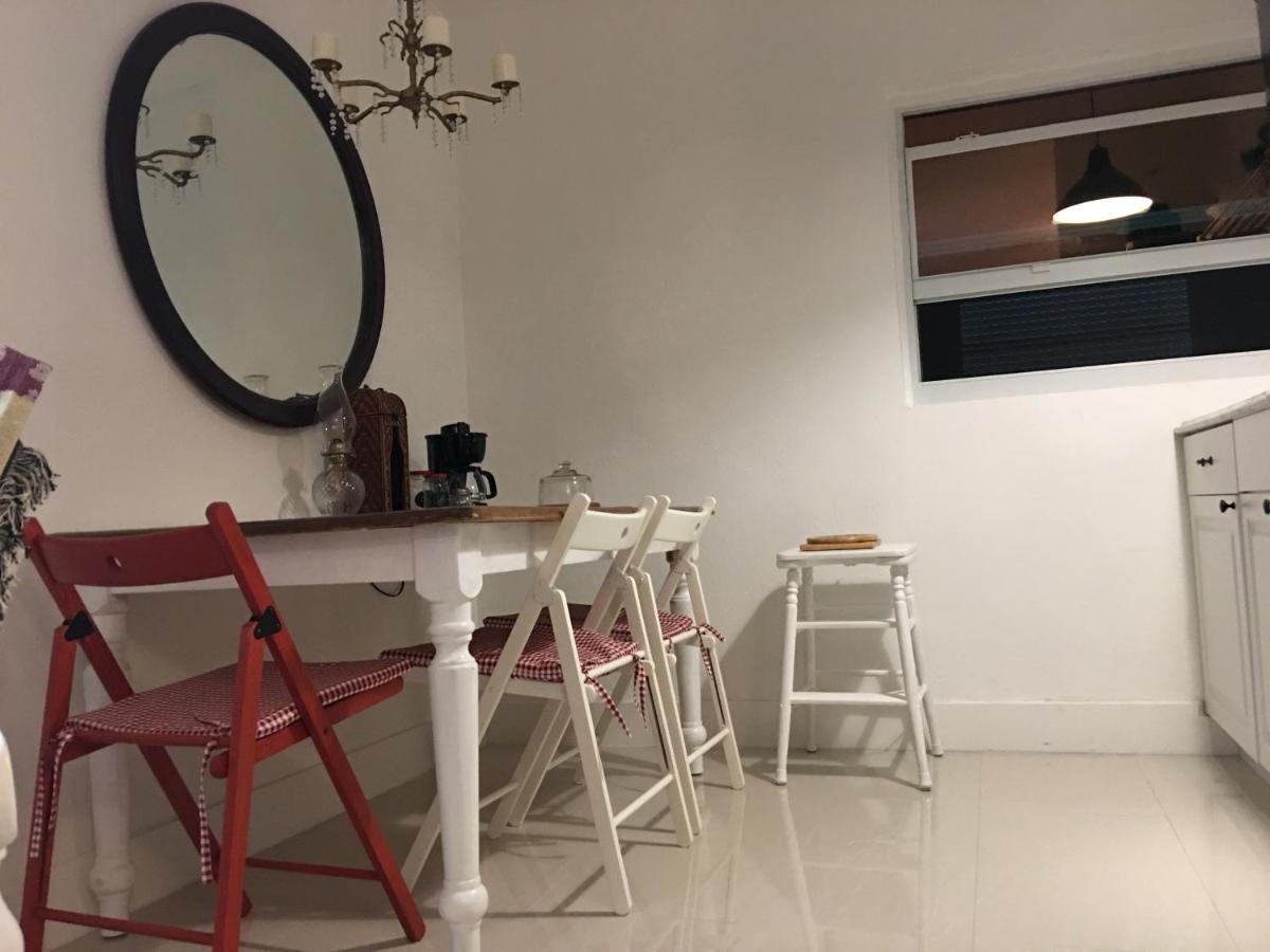 Private Studio Blocks From Coconut Grove Μαϊάμι Εξωτερικό φωτογραφία