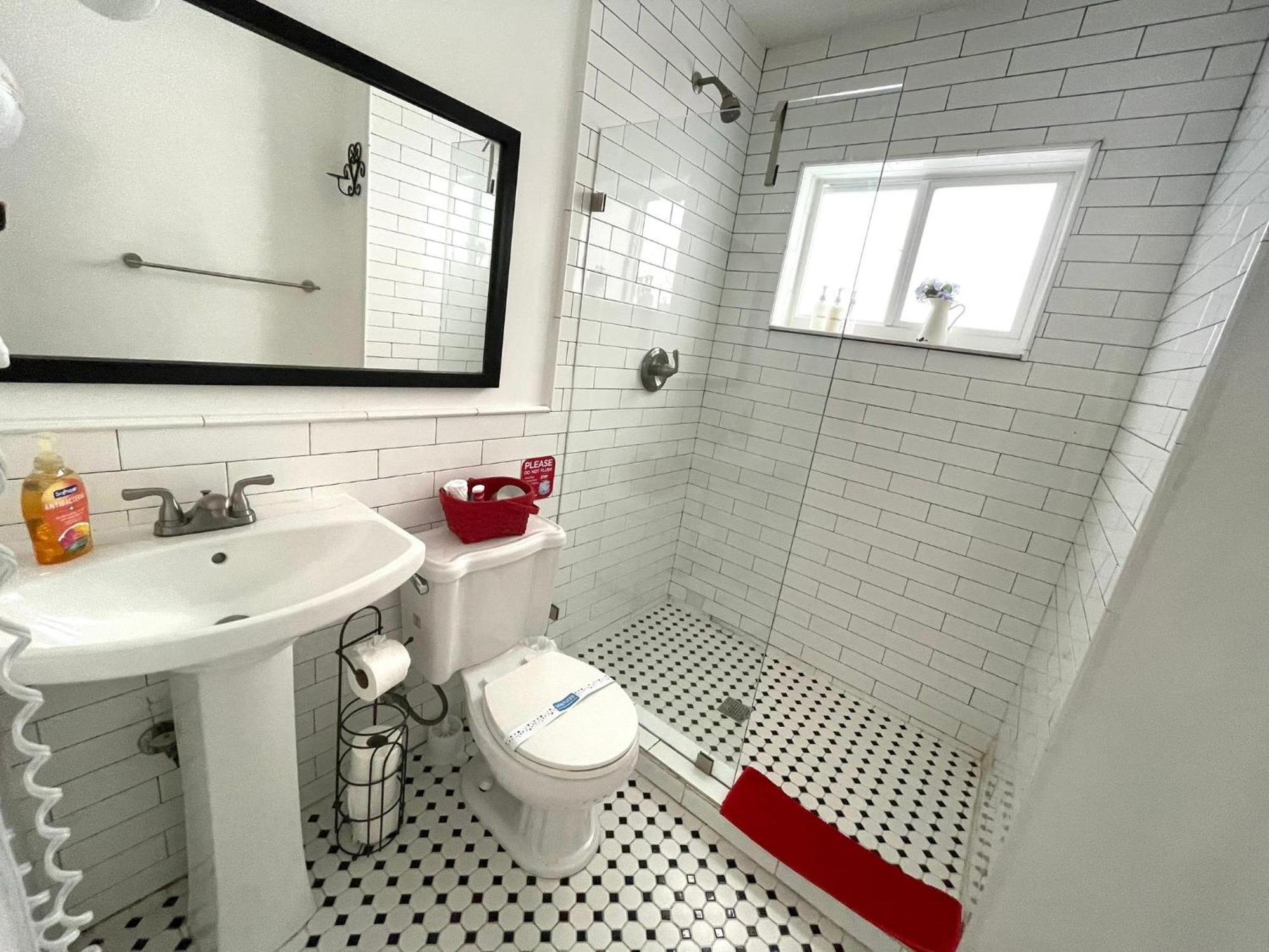 Private Studio Blocks From Coconut Grove Μαϊάμι Εξωτερικό φωτογραφία