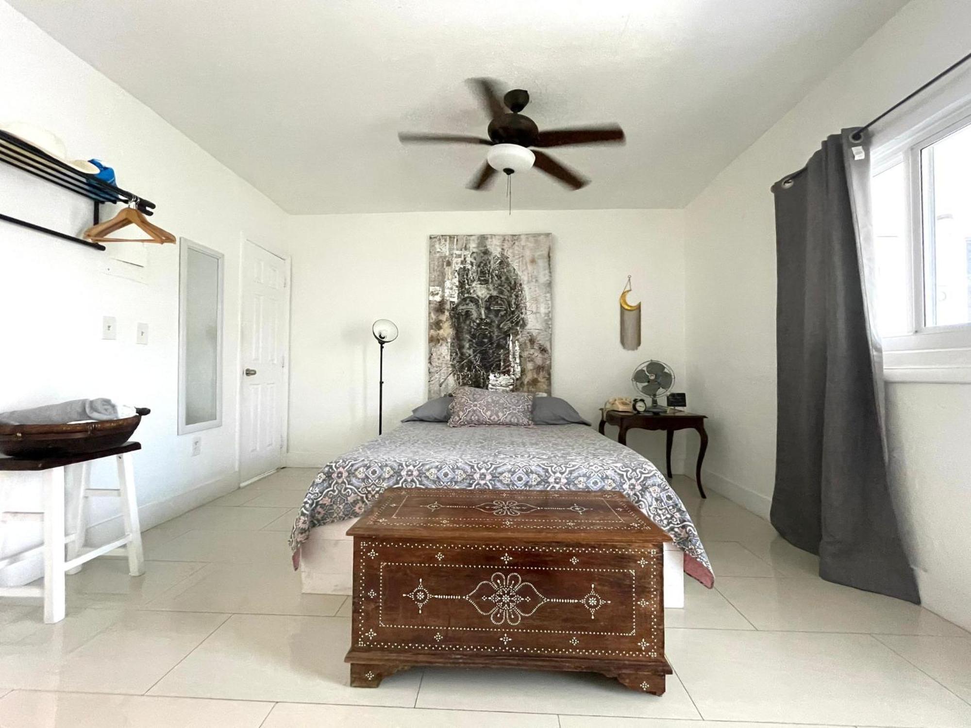Private Studio Blocks From Coconut Grove Μαϊάμι Εξωτερικό φωτογραφία