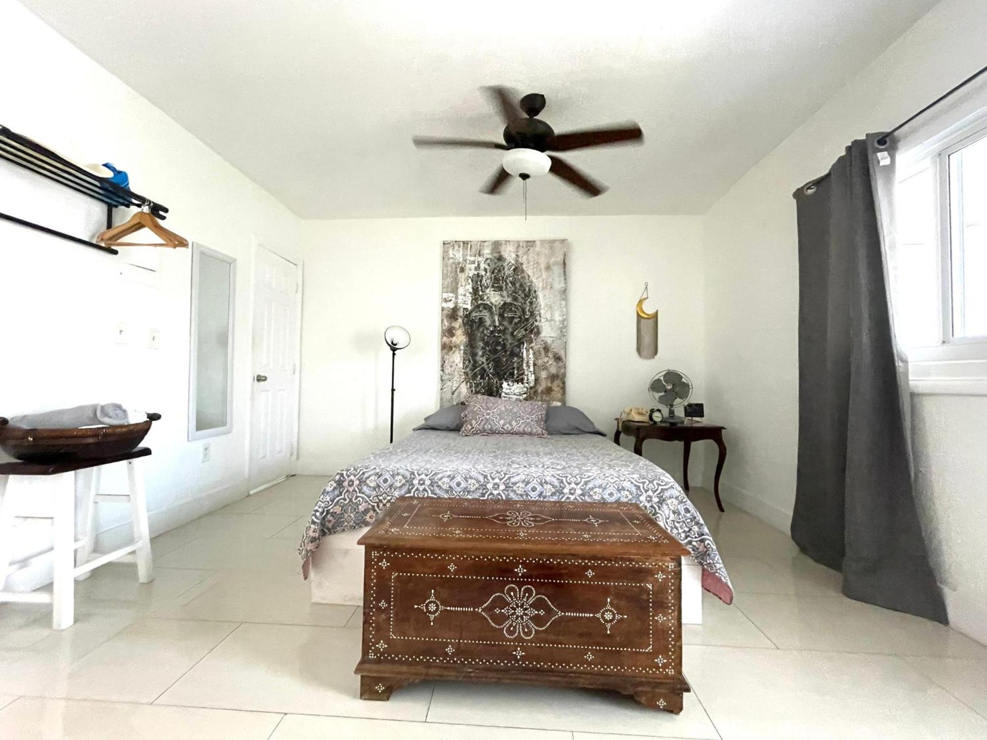 Private Studio Blocks From Coconut Grove Μαϊάμι Εξωτερικό φωτογραφία